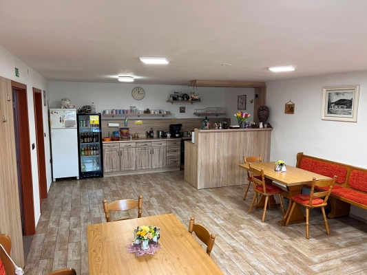 Samoobslužný bar ve společenské místnosti